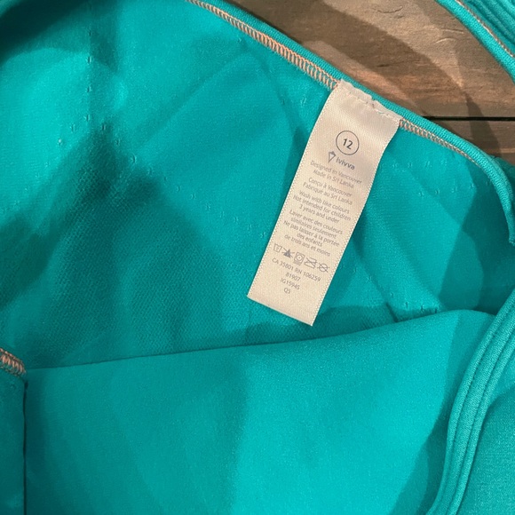 Ivivva by Lululemon tank top. Great condition! Size 12. - Picture 4 of 4